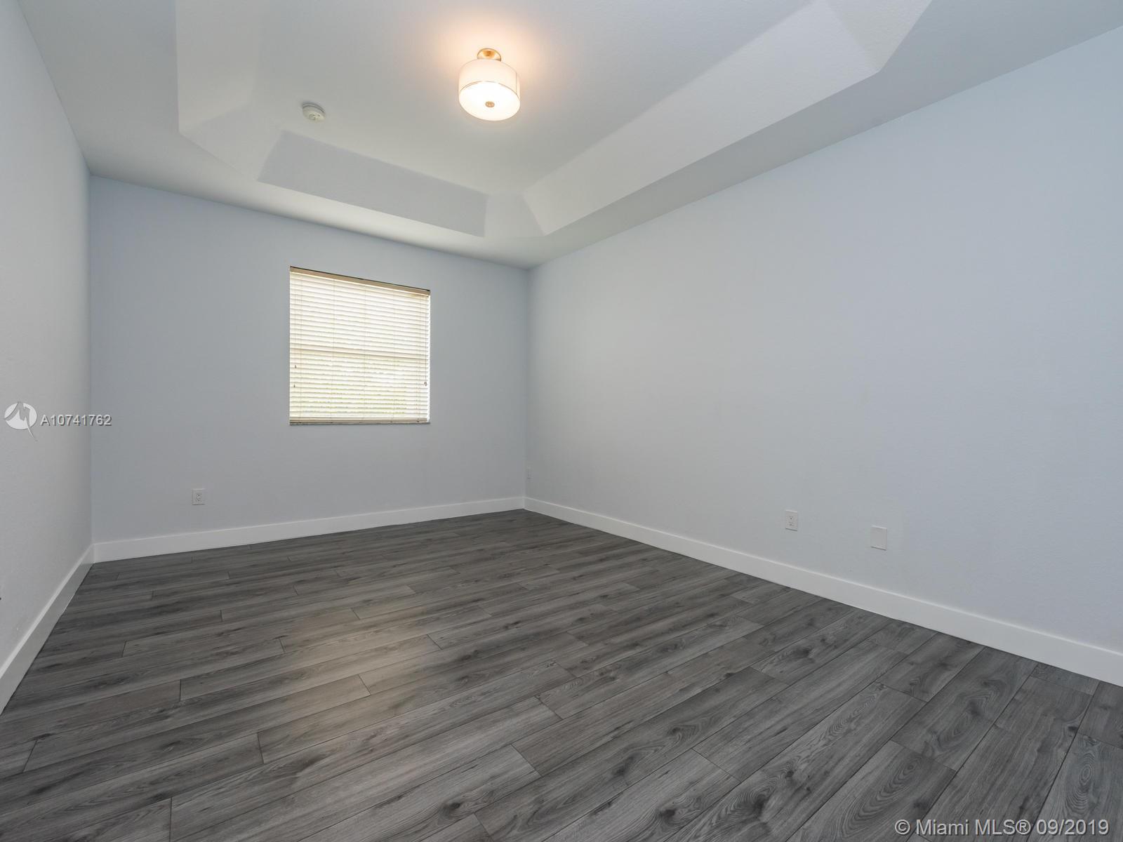 TUSCANY VILLAS WEST - Residential