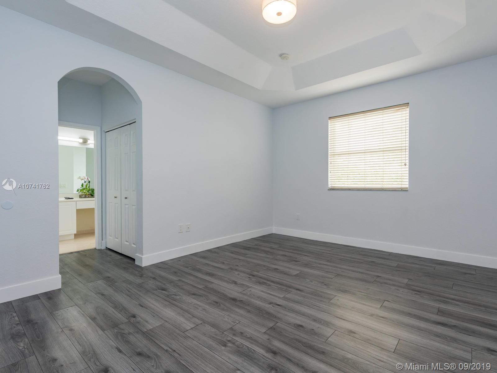 TUSCANY VILLAS WEST - Residential