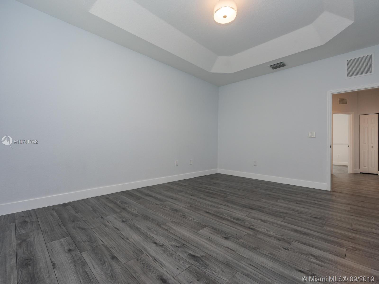 TUSCANY VILLAS WEST - Residential