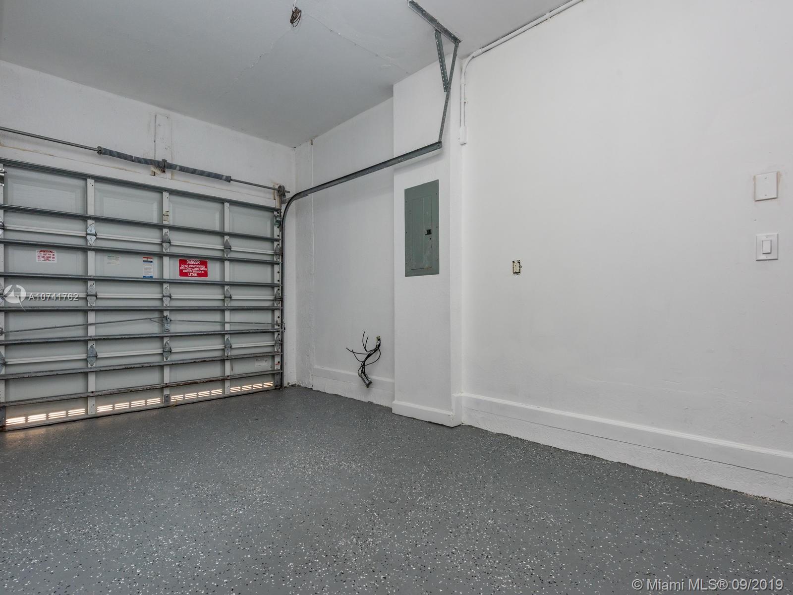 TUSCANY VILLAS WEST - Residential