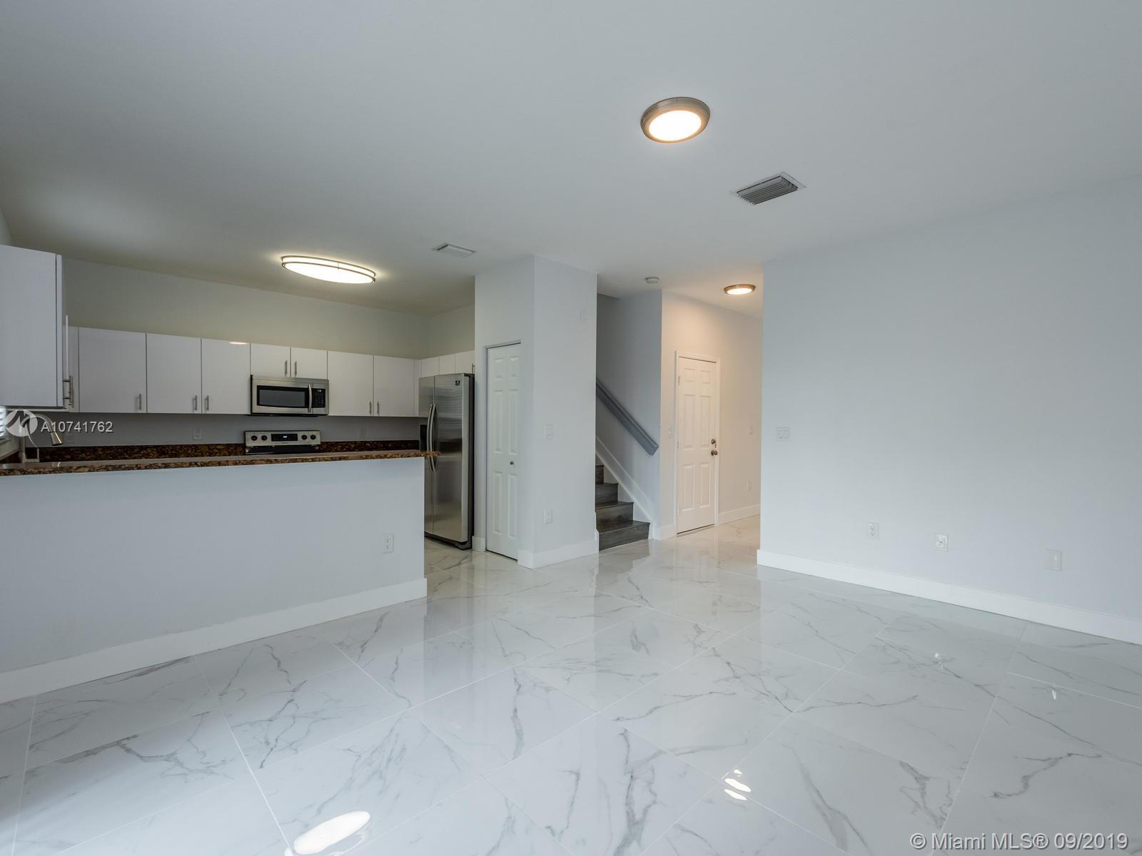 TUSCANY VILLAS WEST - Residential