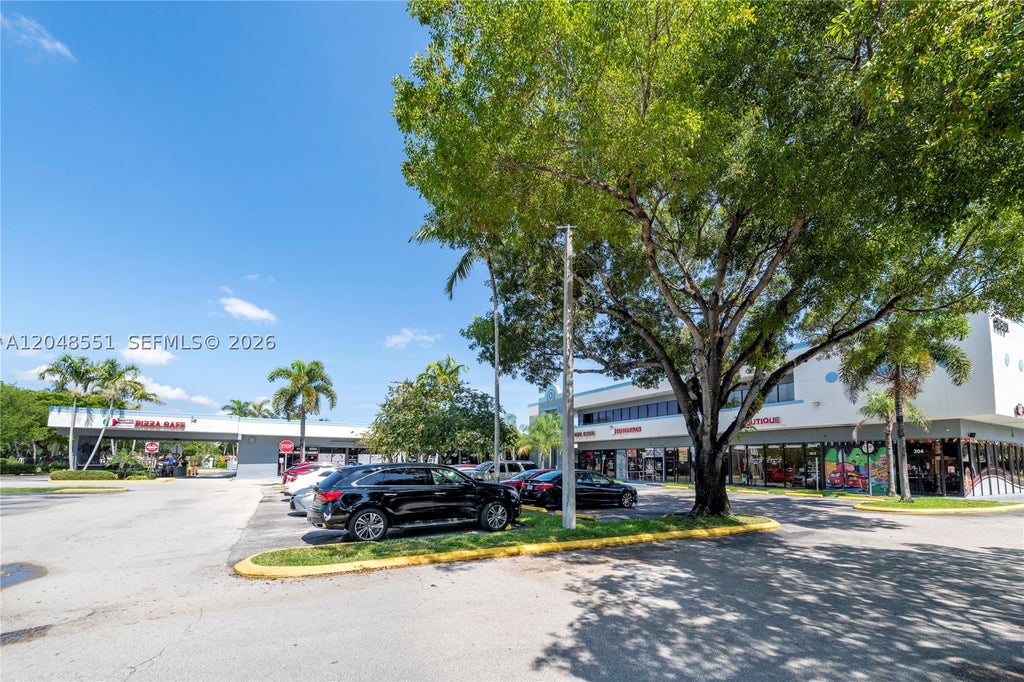 Photo of 3801 N University Dr #502, Sunrise, FL 33351 (MLS # A12048551)