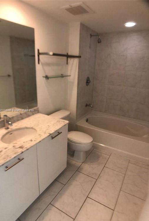 THE PLAZA 851 BRICKELL CO - Residential