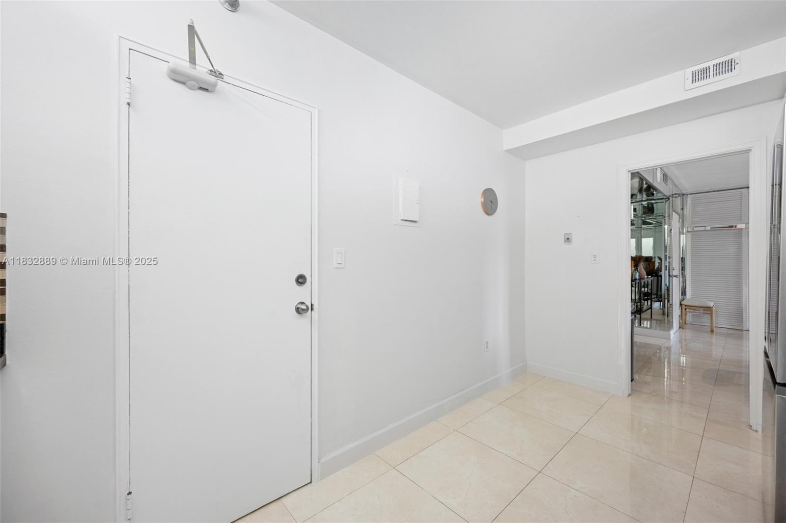 THE PLAZA OF BAL HARBOUR - Residential