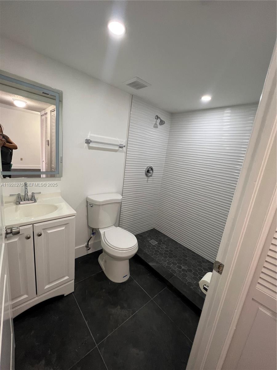 LAGO LINDO TOWNVILLAS CON - Residential