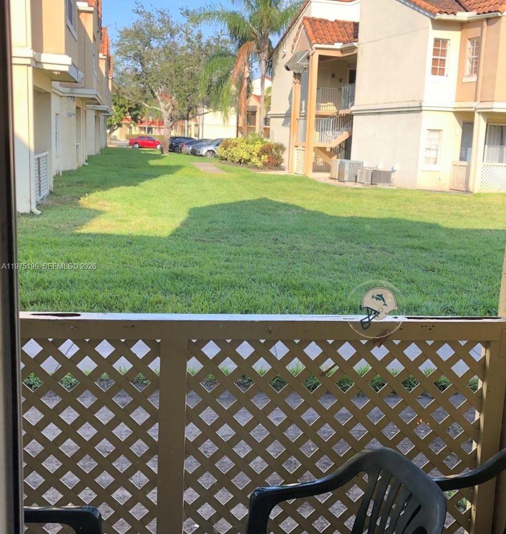 LA HACIENDA COUNTRY CLUB - Residential Lease