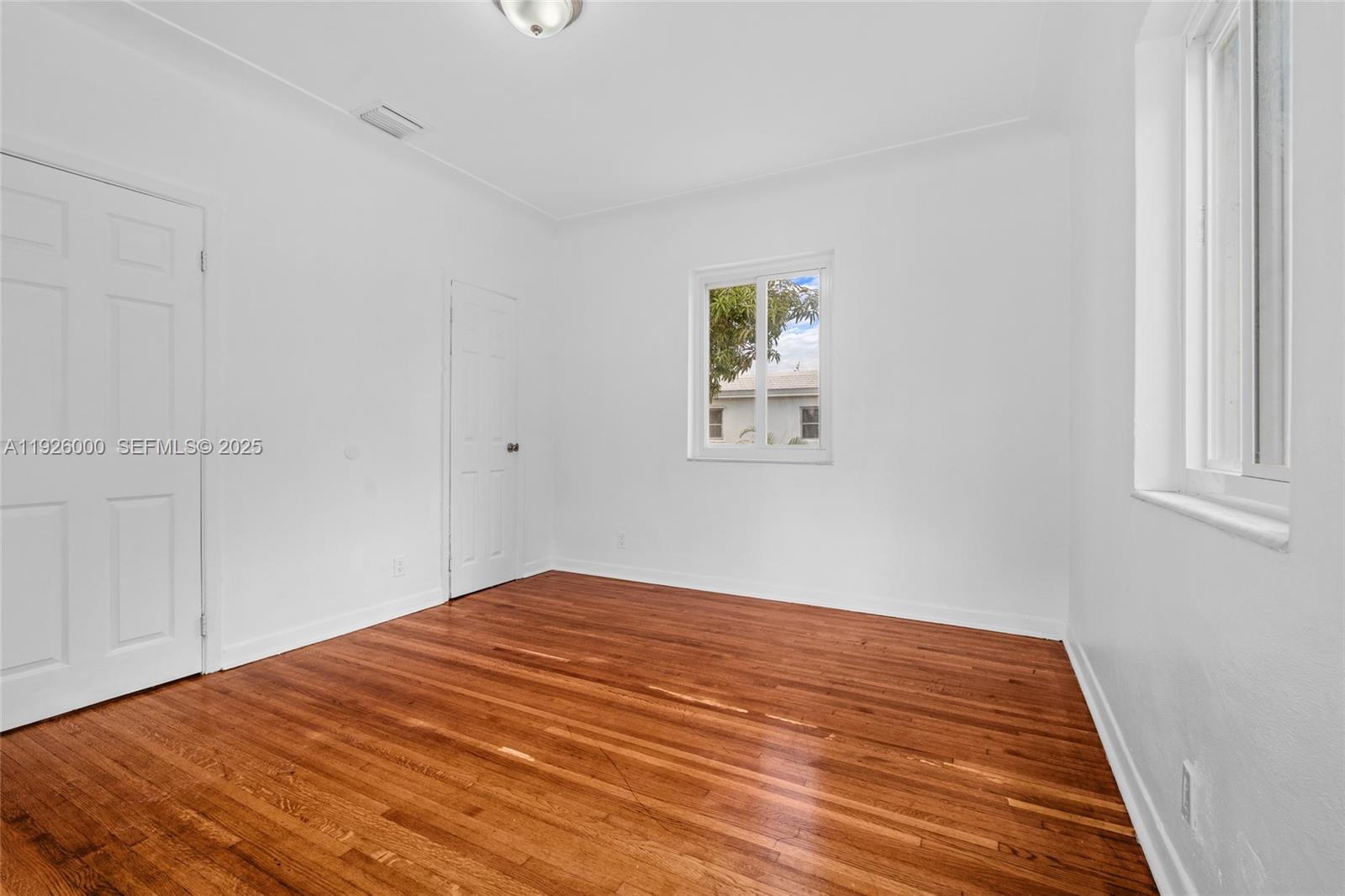 REV PLAT OF BRANDON PARK - Residential Income