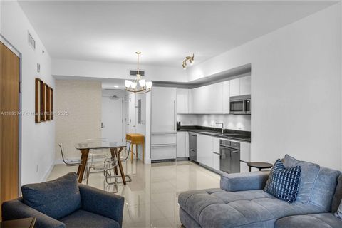 1010 Brickell Ave 3208 Miami FL 33131
