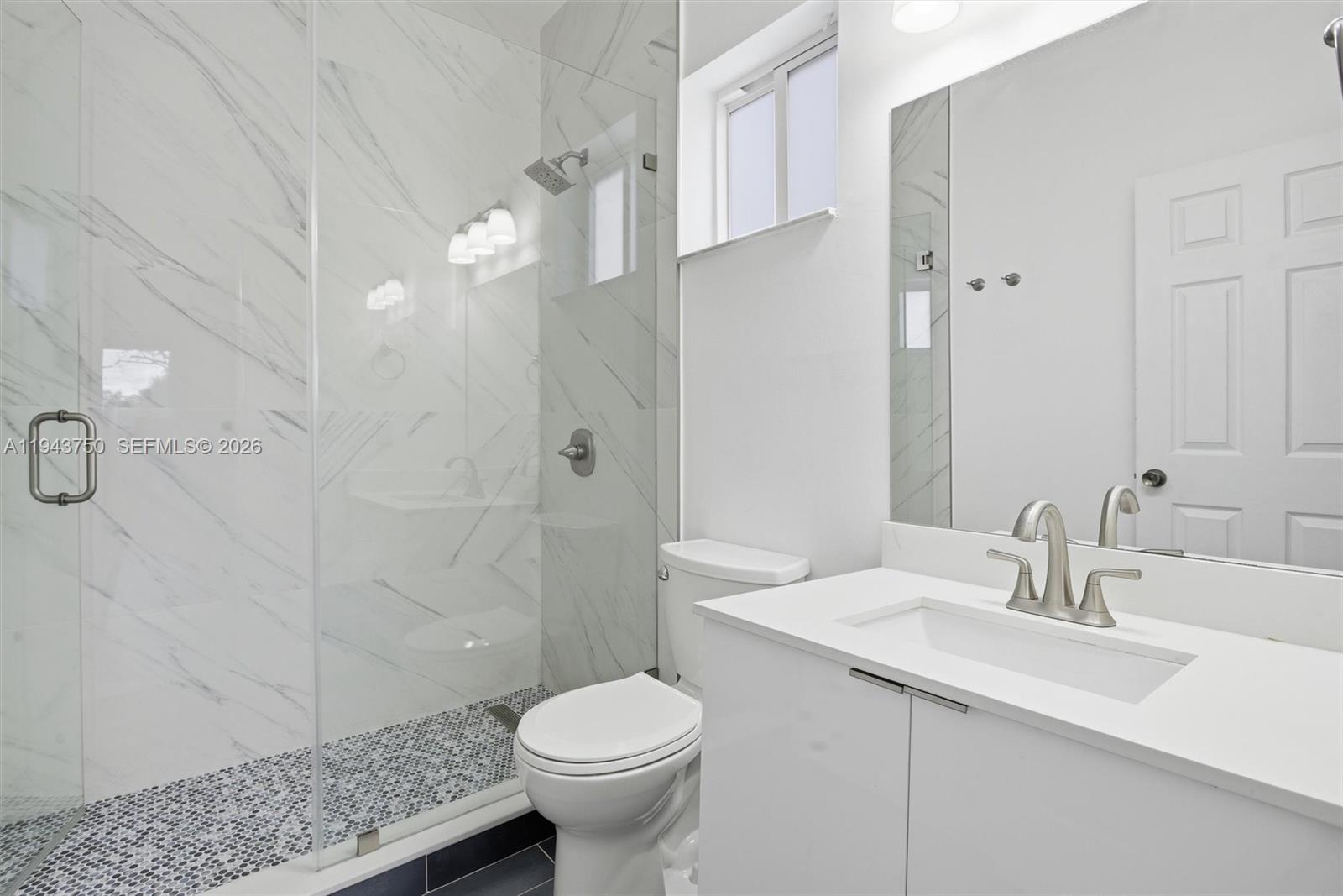 TWIN LAKE SHORES SOUTH - Residential