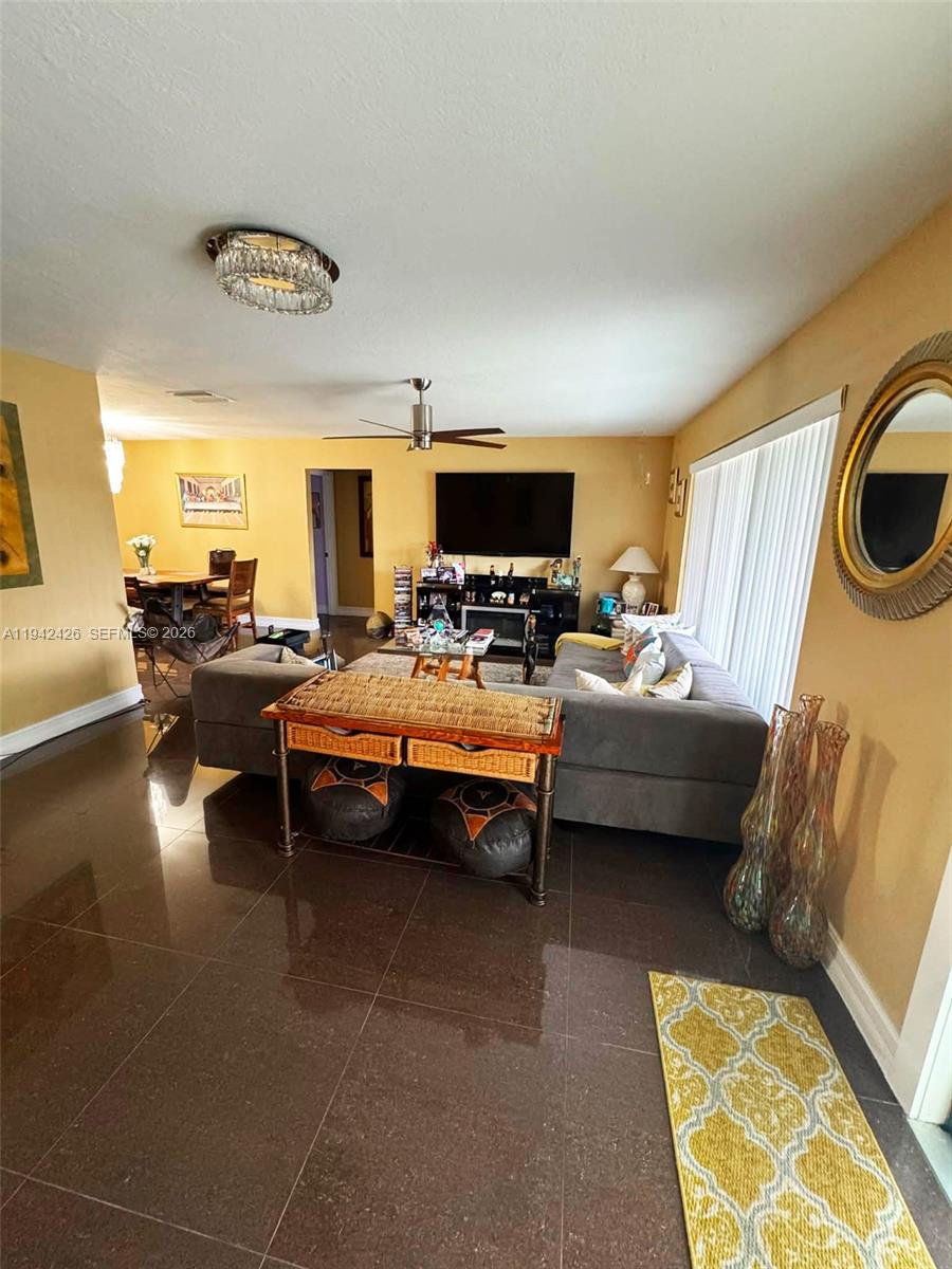 MAINLANDS OF TAMARAC LAKE - Residential