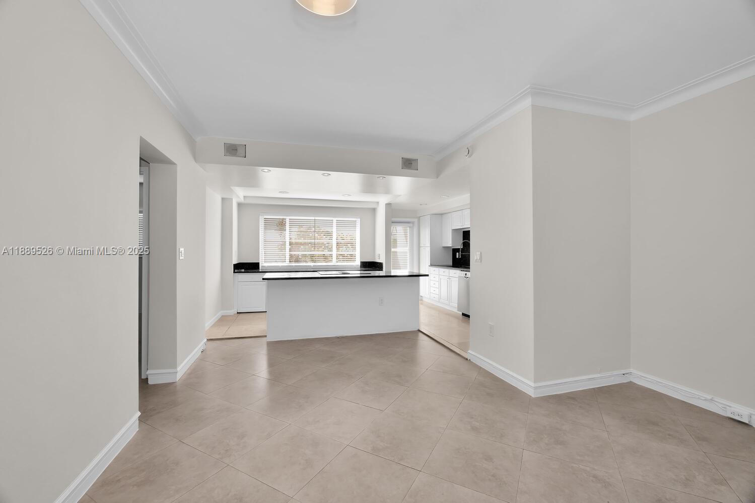 FOUNTAINVIEW MANOR CONDO - Residential Lease