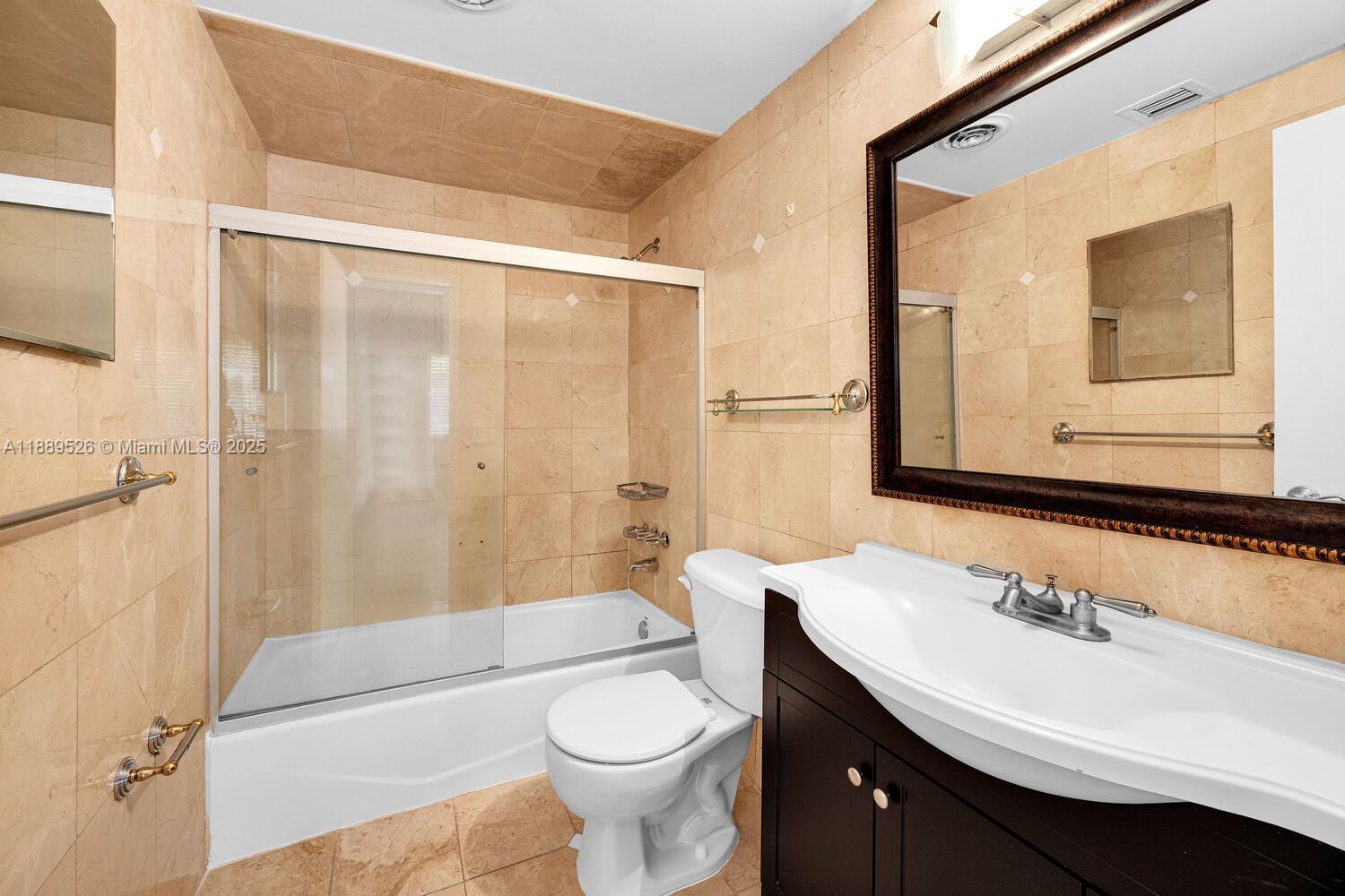 FOUNTAINVIEW MANOR CONDO - Residential Lease