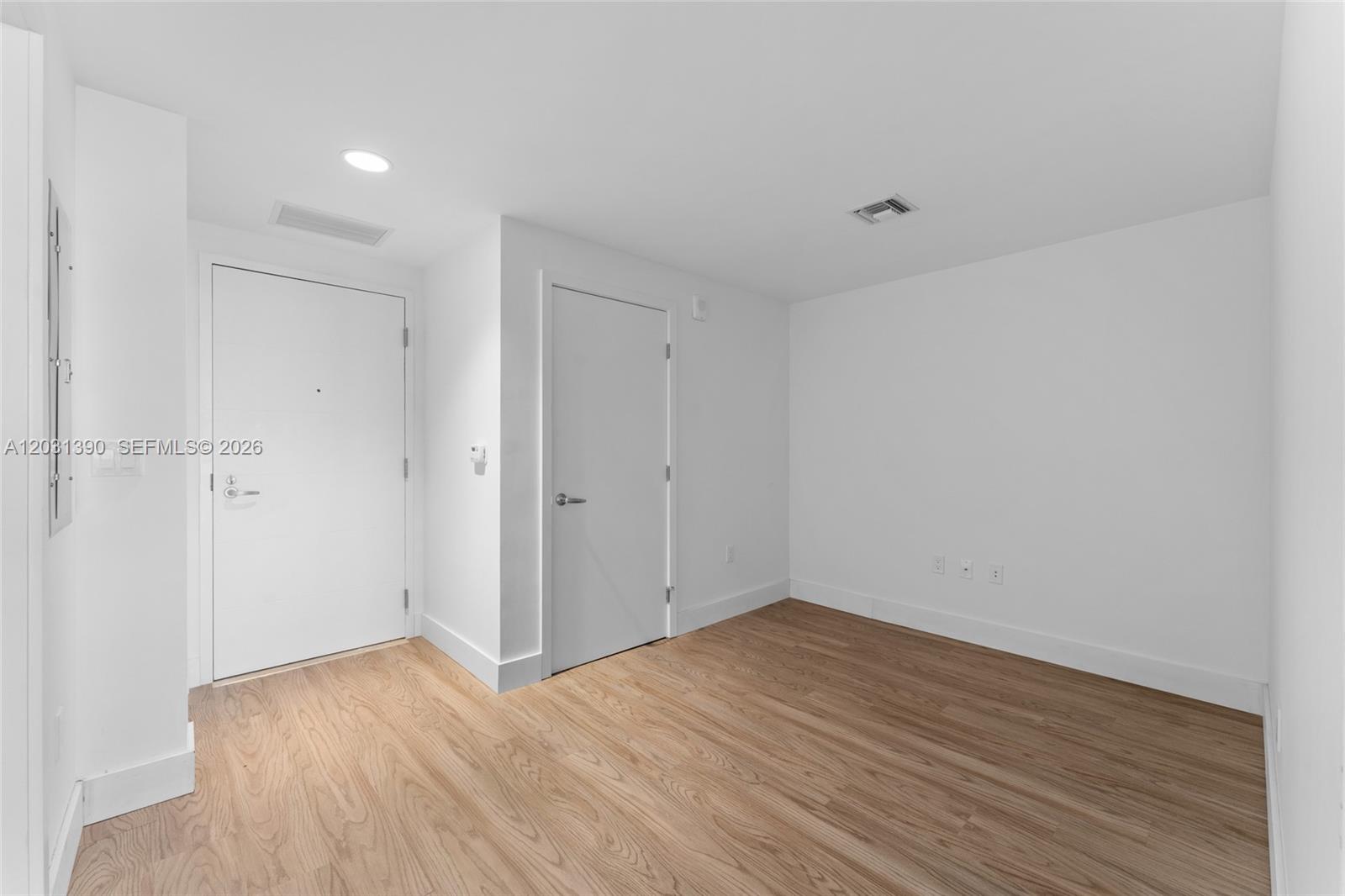 16385 Biscayne Blvd 3120