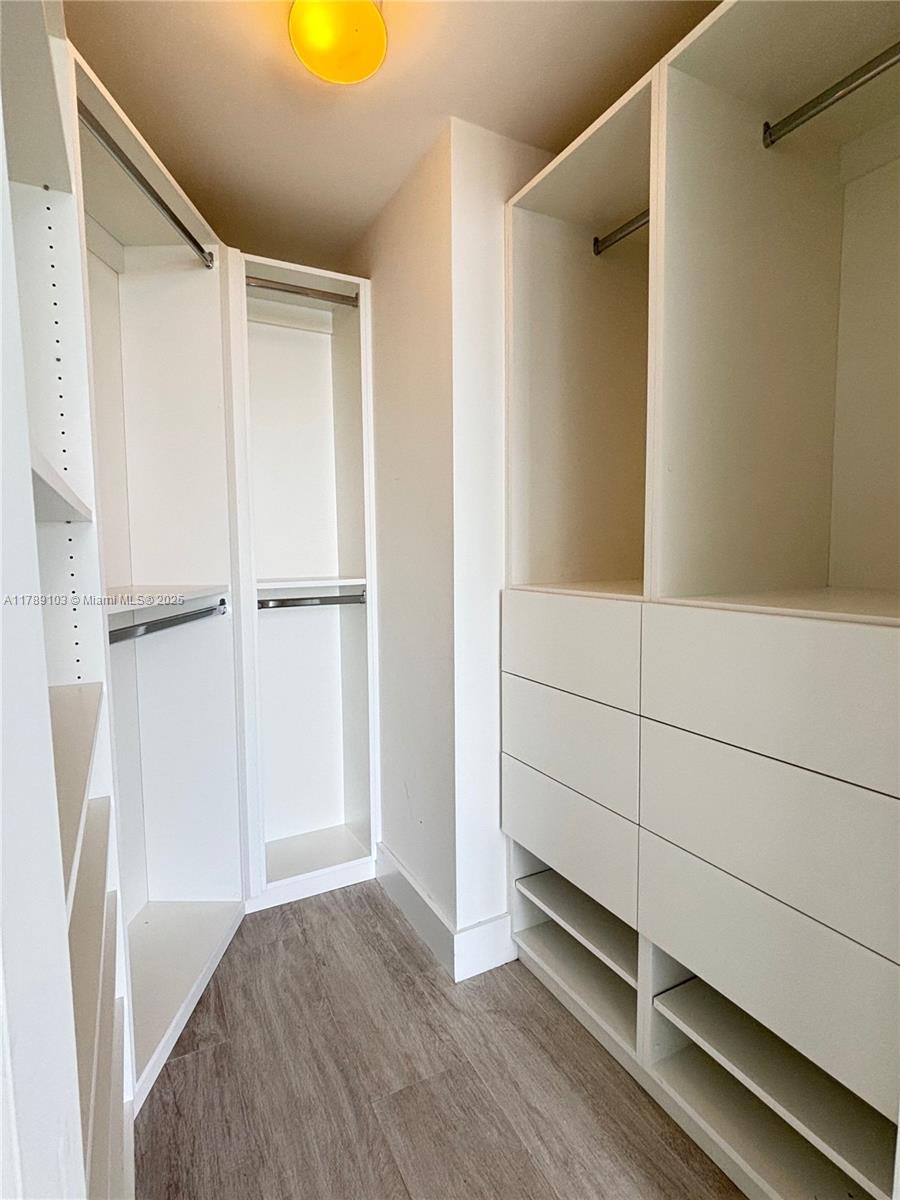 3401 MIDTOWN CONDO - Residential Lease