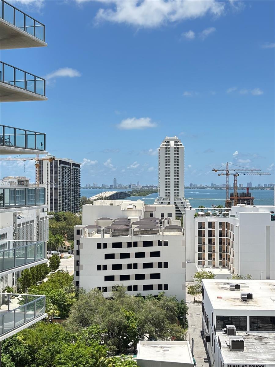 3401 MIDTOWN CONDO - Residential Lease