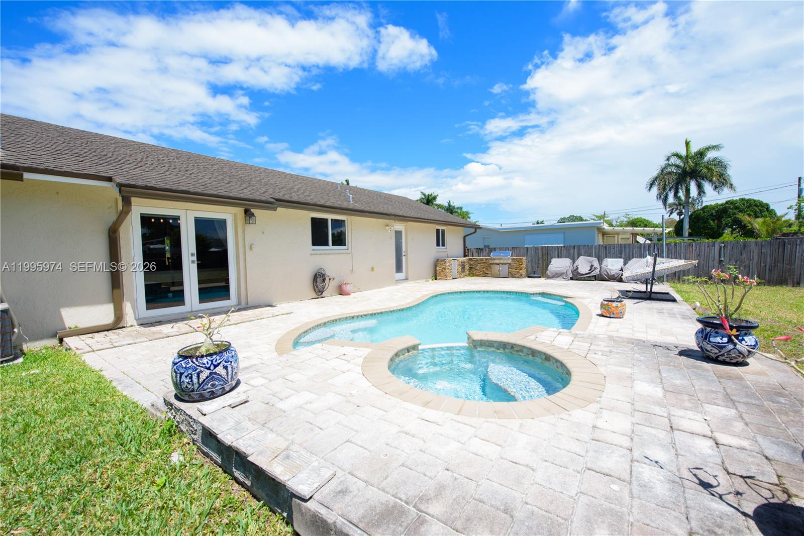 KING ROBERT - Residential Lease