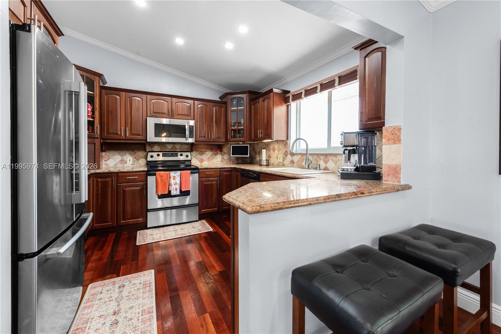 KING ROBERT - Residential Lease