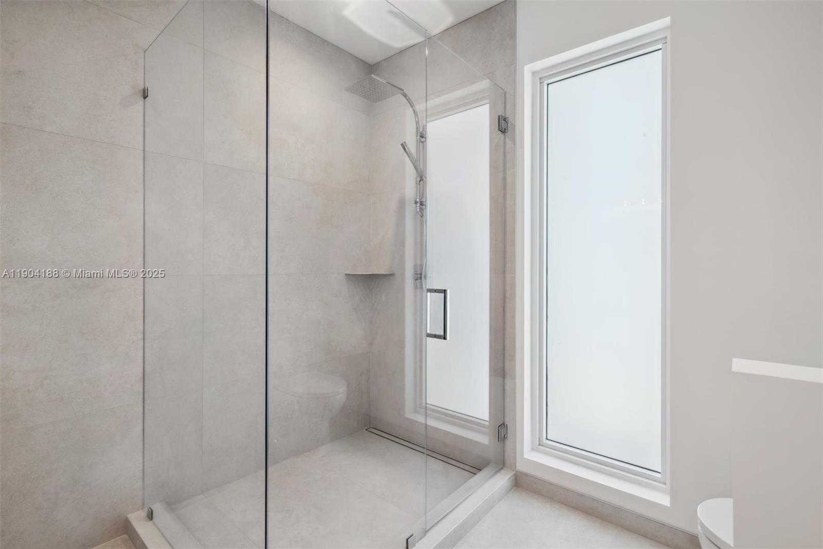 BLUE WATER BEACH - Residential