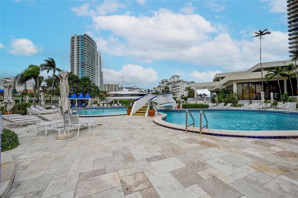 TURNBERRY ISLE CONDO - Residential