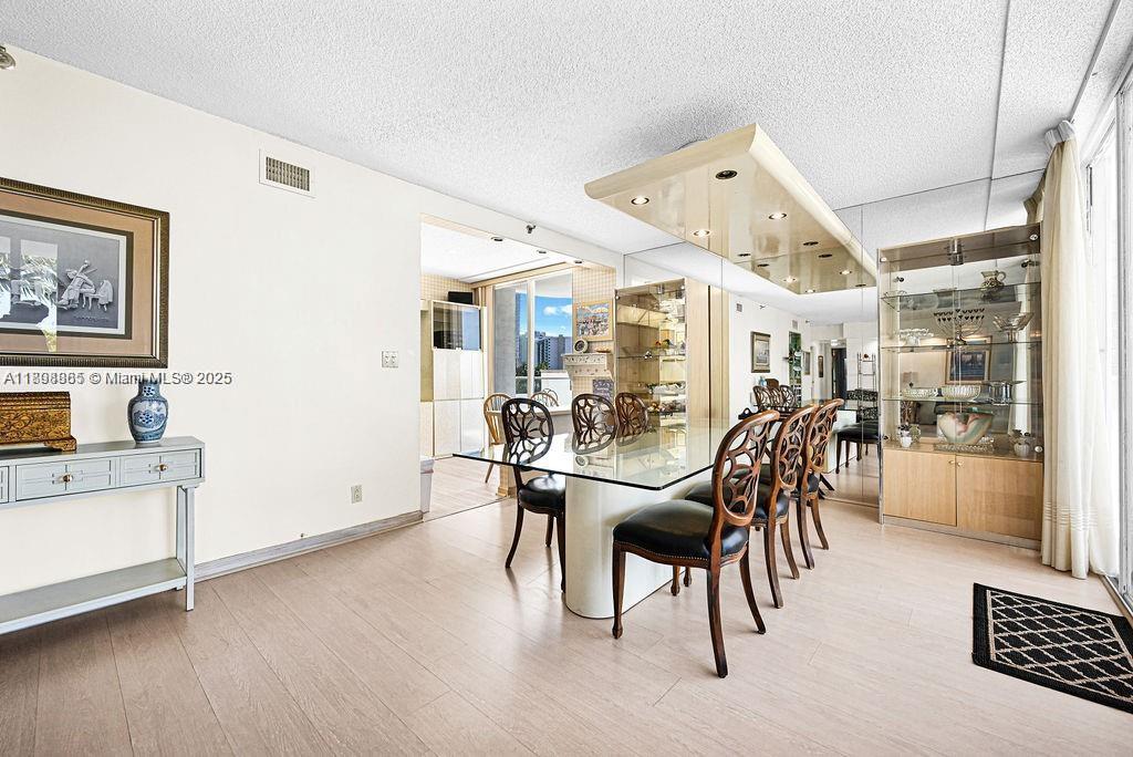 TURNBERRY ISLE CONDO - Residential