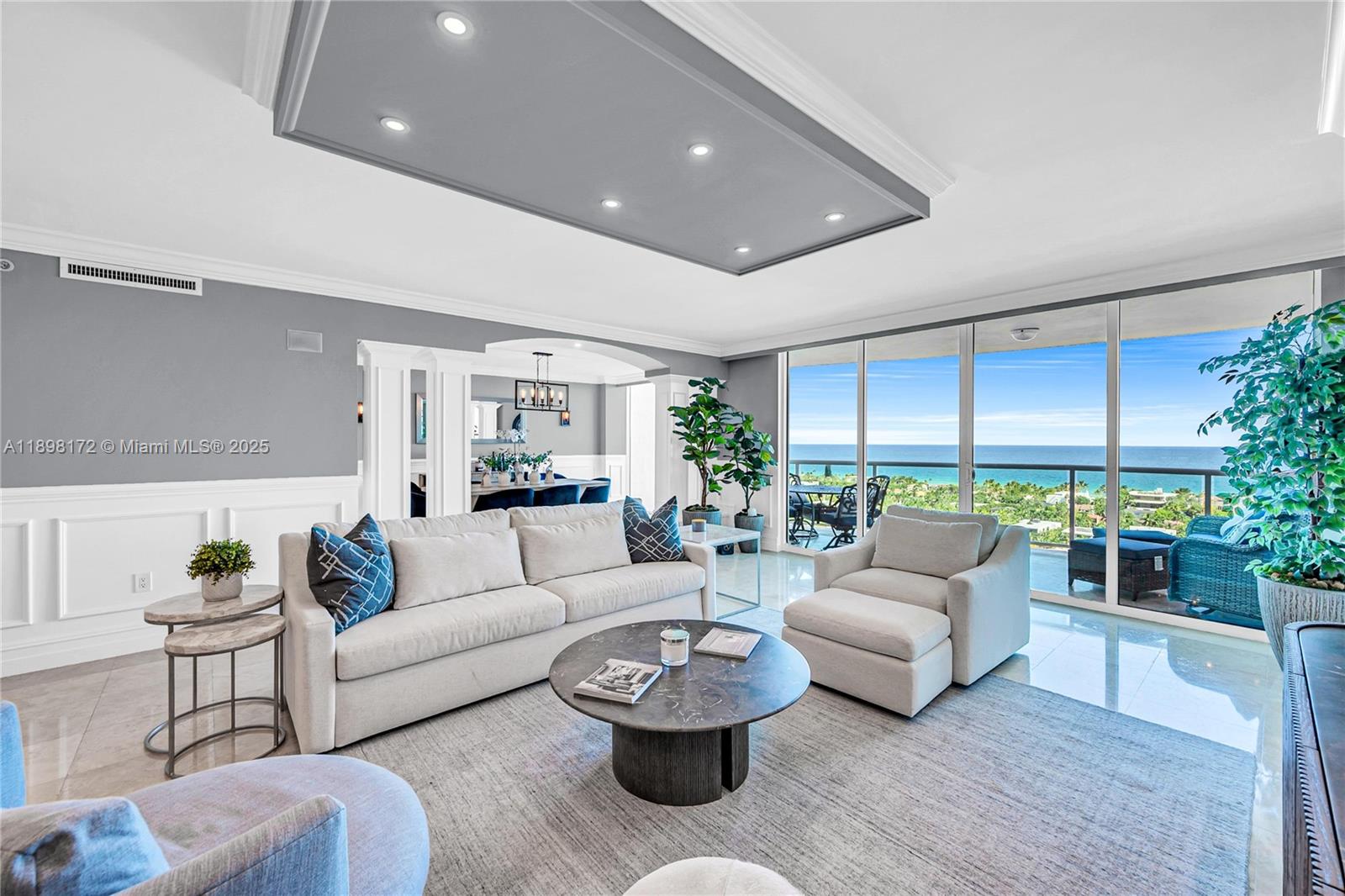 HAMPTONS SOUTH CONDO - Residential