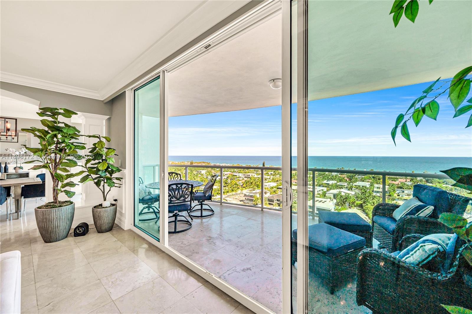 HAMPTONS SOUTH CONDO - Residential