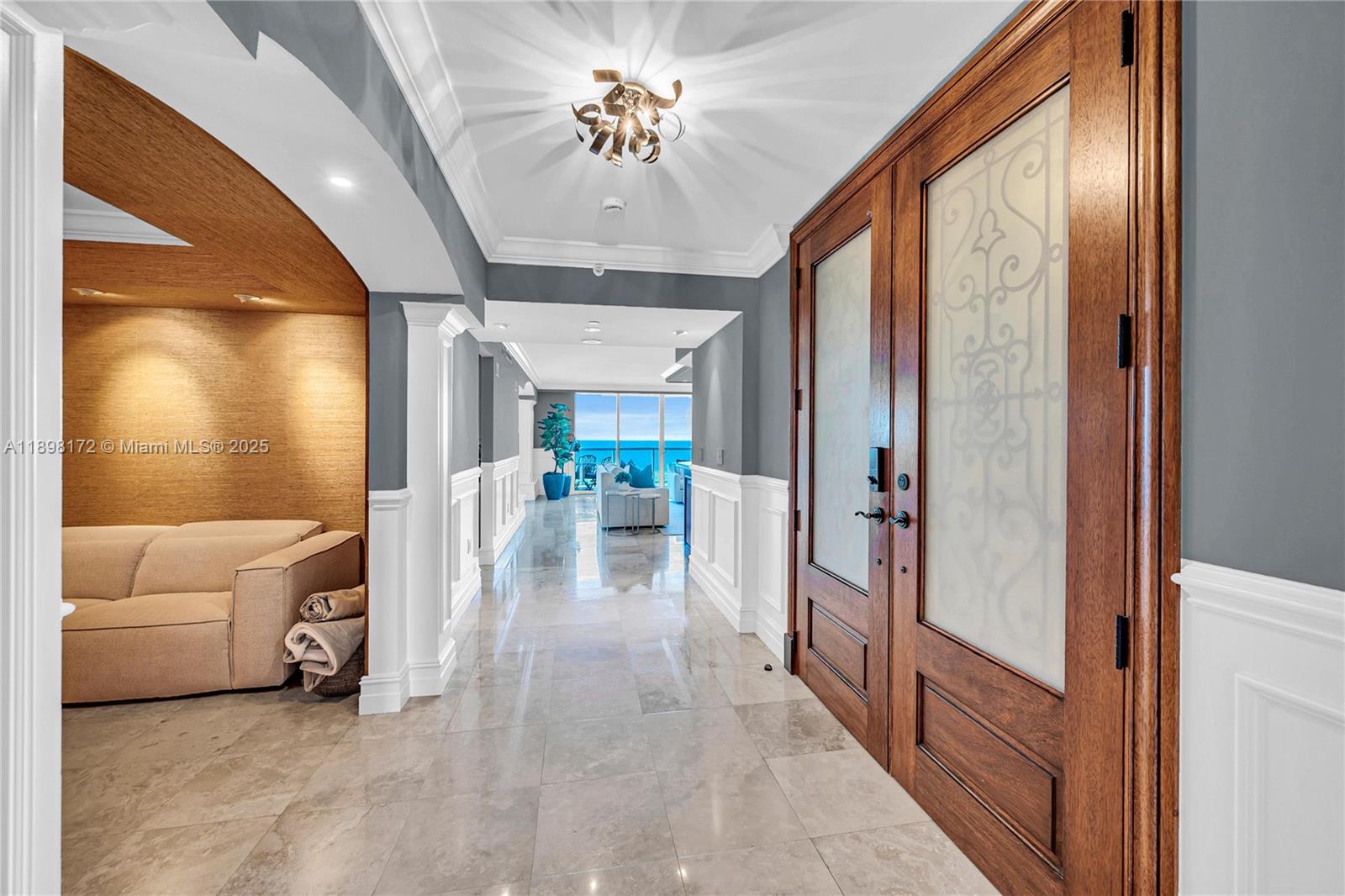 HAMPTONS SOUTH CONDO - Residential