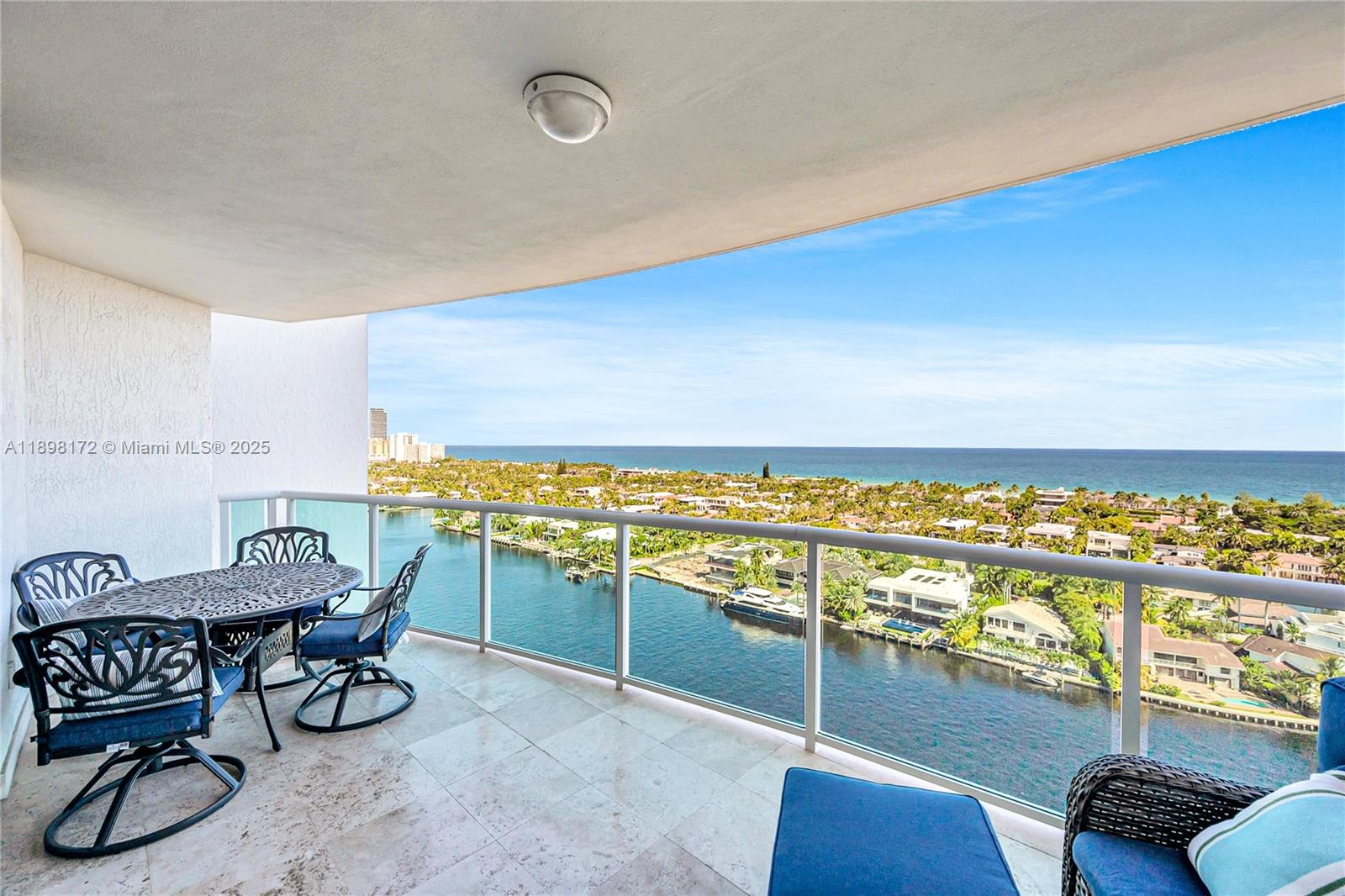 HAMPTONS SOUTH CONDO - Residential