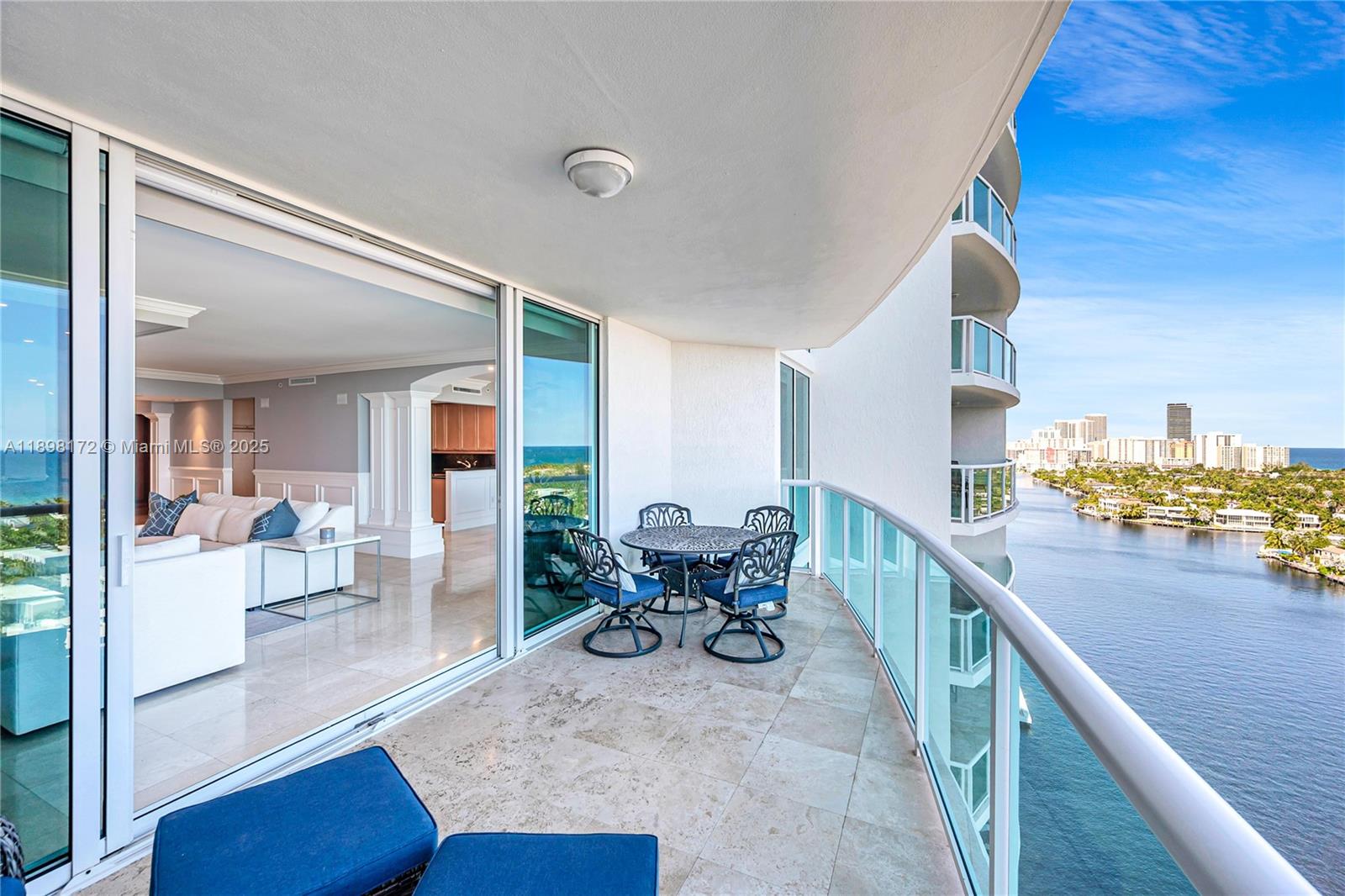 HAMPTONS SOUTH CONDO - Residential