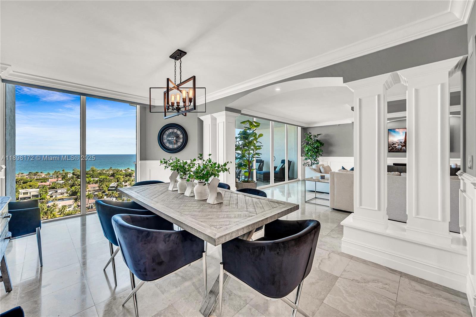 HAMPTONS SOUTH CONDO - Residential