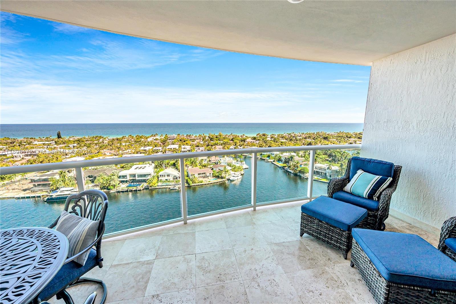 HAMPTONS SOUTH CONDO - Residential