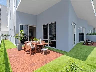 BRICKELL TEN CONDO - Residential