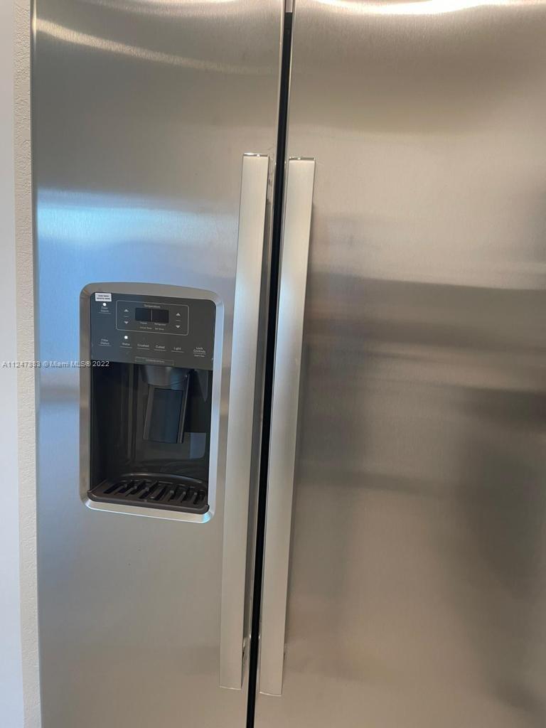 AQUABELLA NORTH REPLAT - Residential Lease