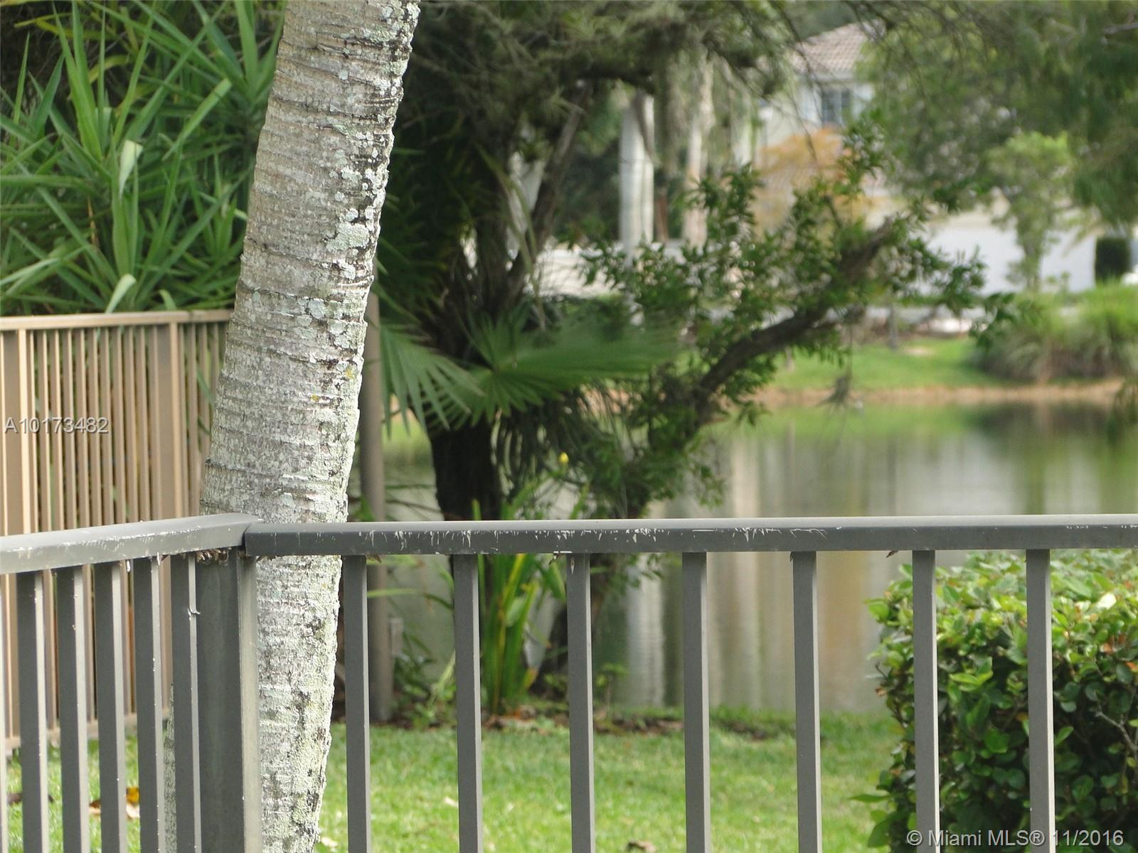 Sawgrass Village 157-25 B - Residential