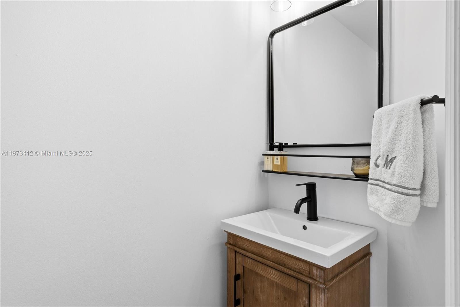 COURVOISIER COURTS CONDO - Residential