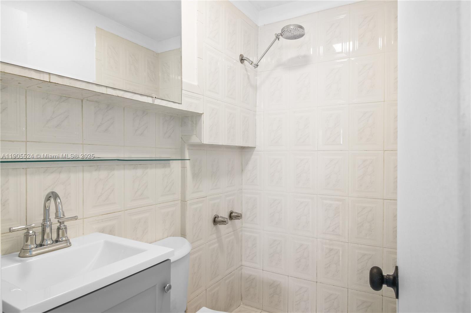 NEW SHENANDOAH - Residential Lease