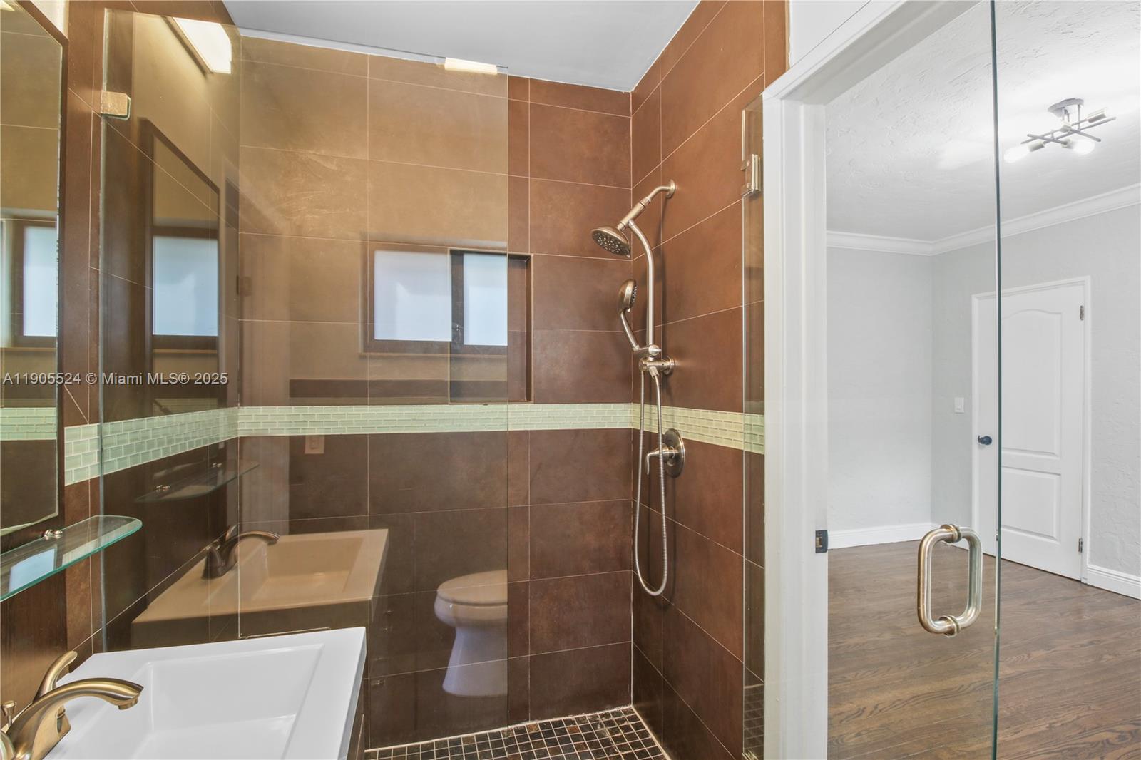 NEW SHENANDOAH - Residential Lease