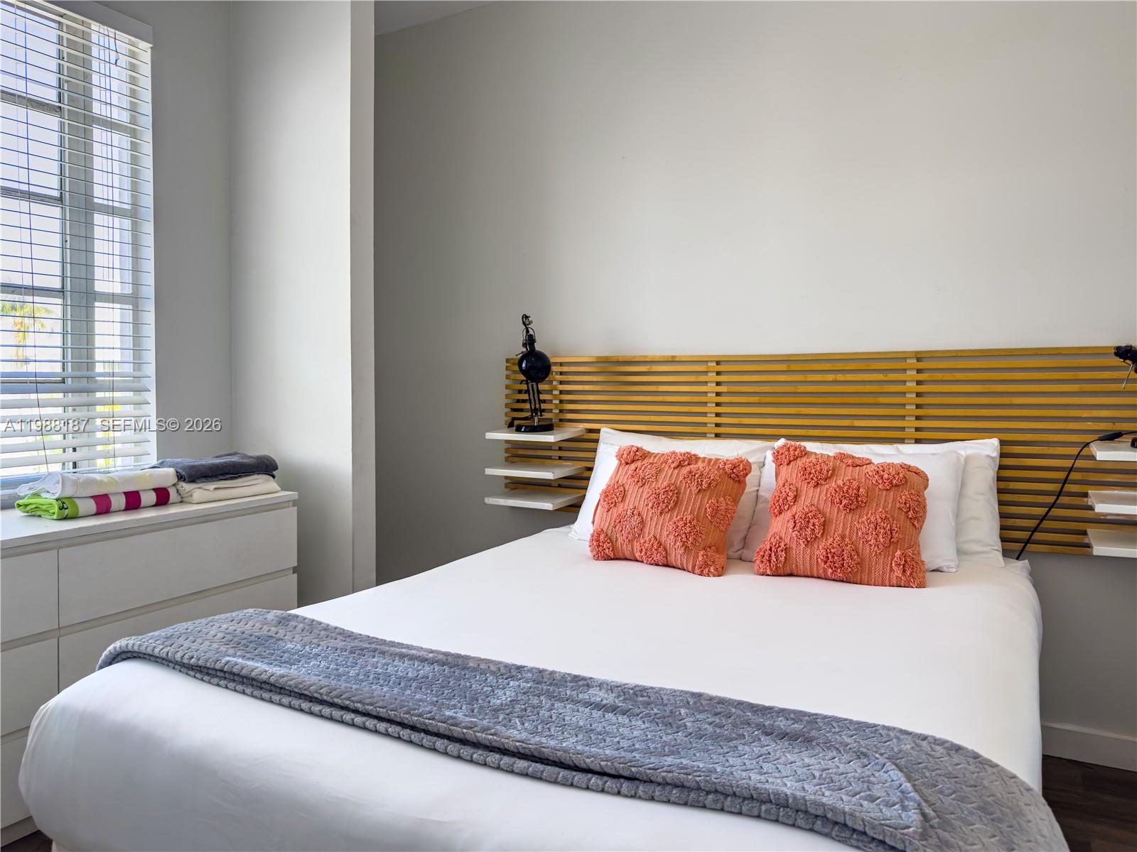 THE EMPIRE CONDO - Residential