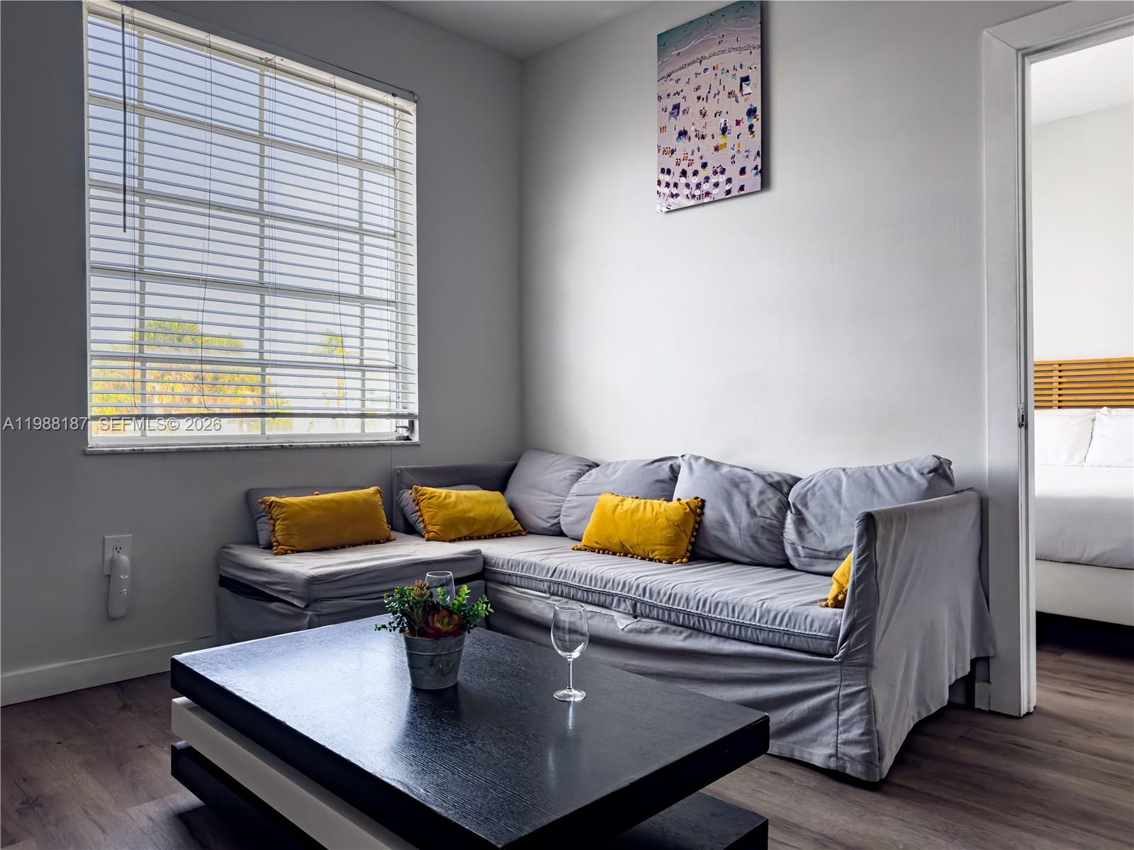 THE EMPIRE CONDO - Residential