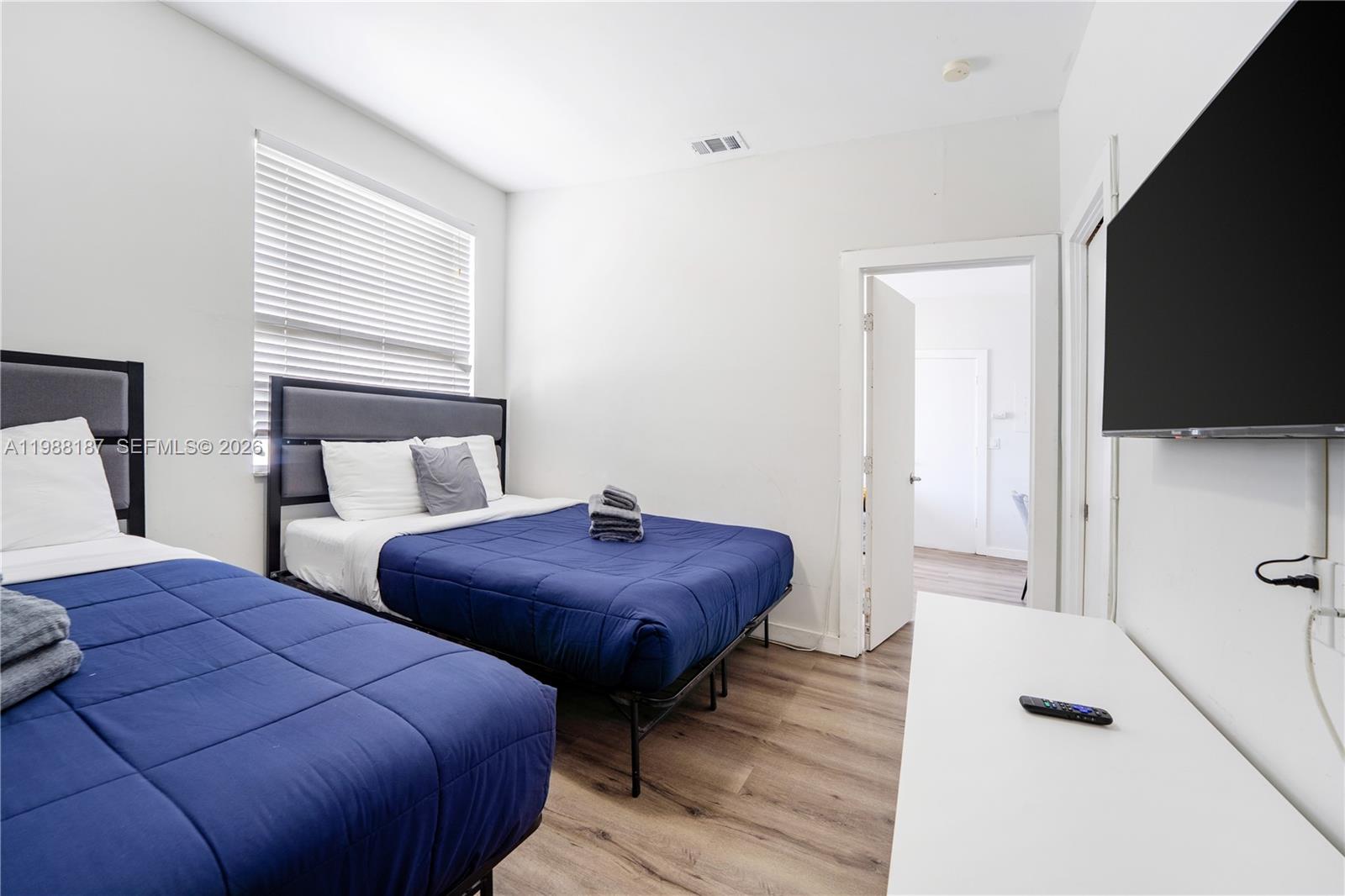 THE EMPIRE CONDO - Residential