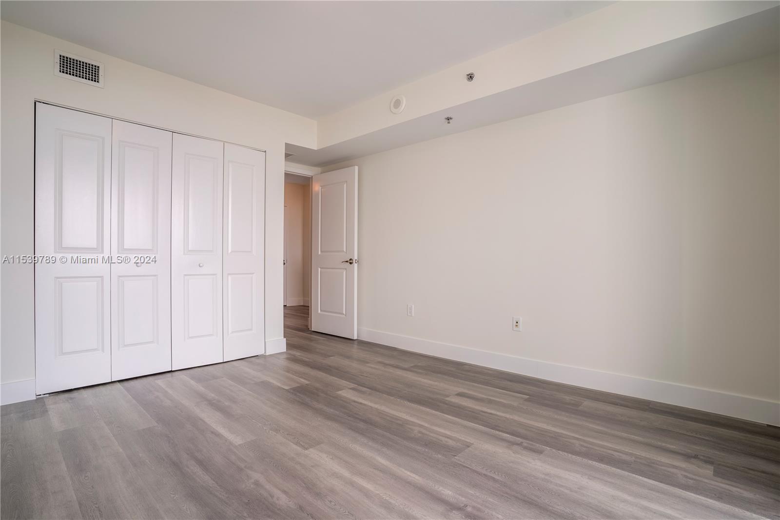 TAO SAWGRASS CONDOMINIUM - Residential Lease