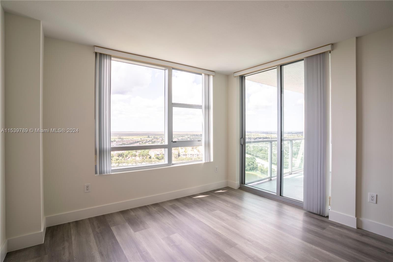TAO SAWGRASS CONDOMINIUM - Residential Lease