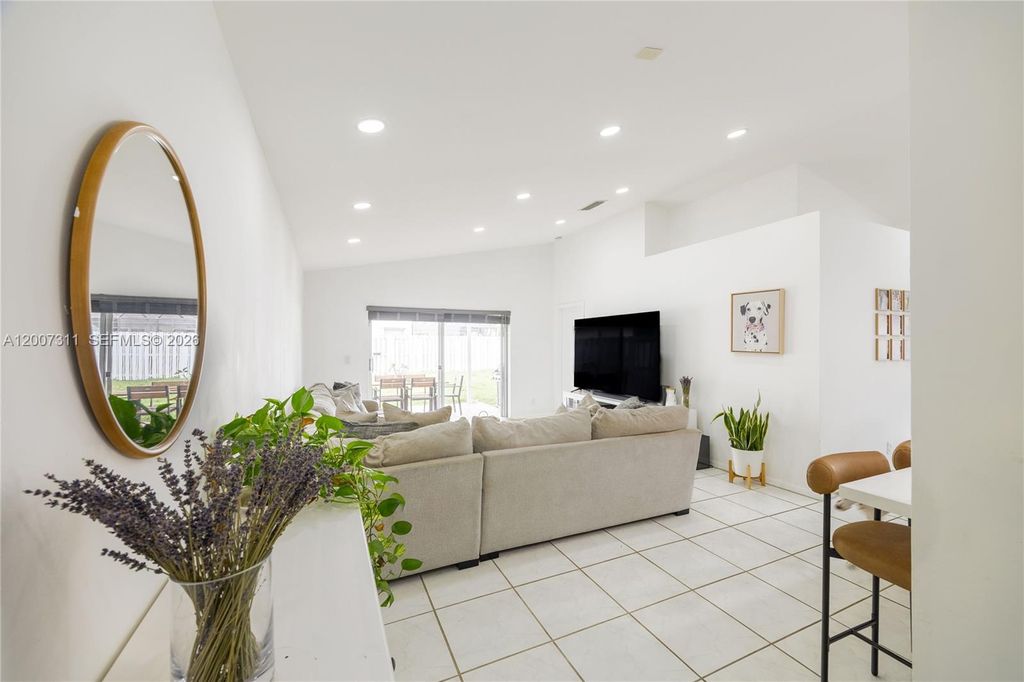 Photo of 2737 SW 177th Ave, Miramar, FL 33029 (MLS # A12007311)