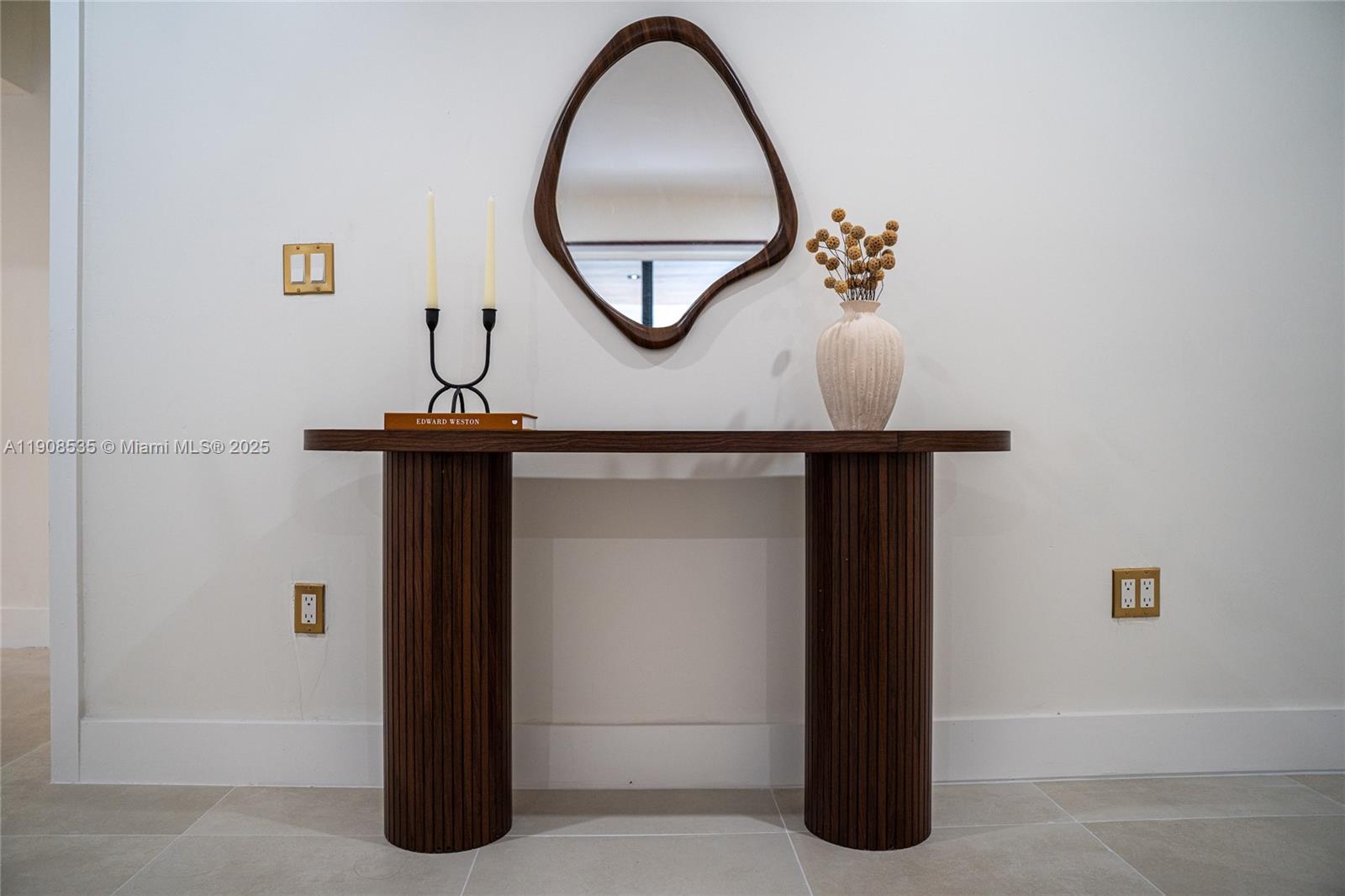 BRICKELL ESTATES - Residential