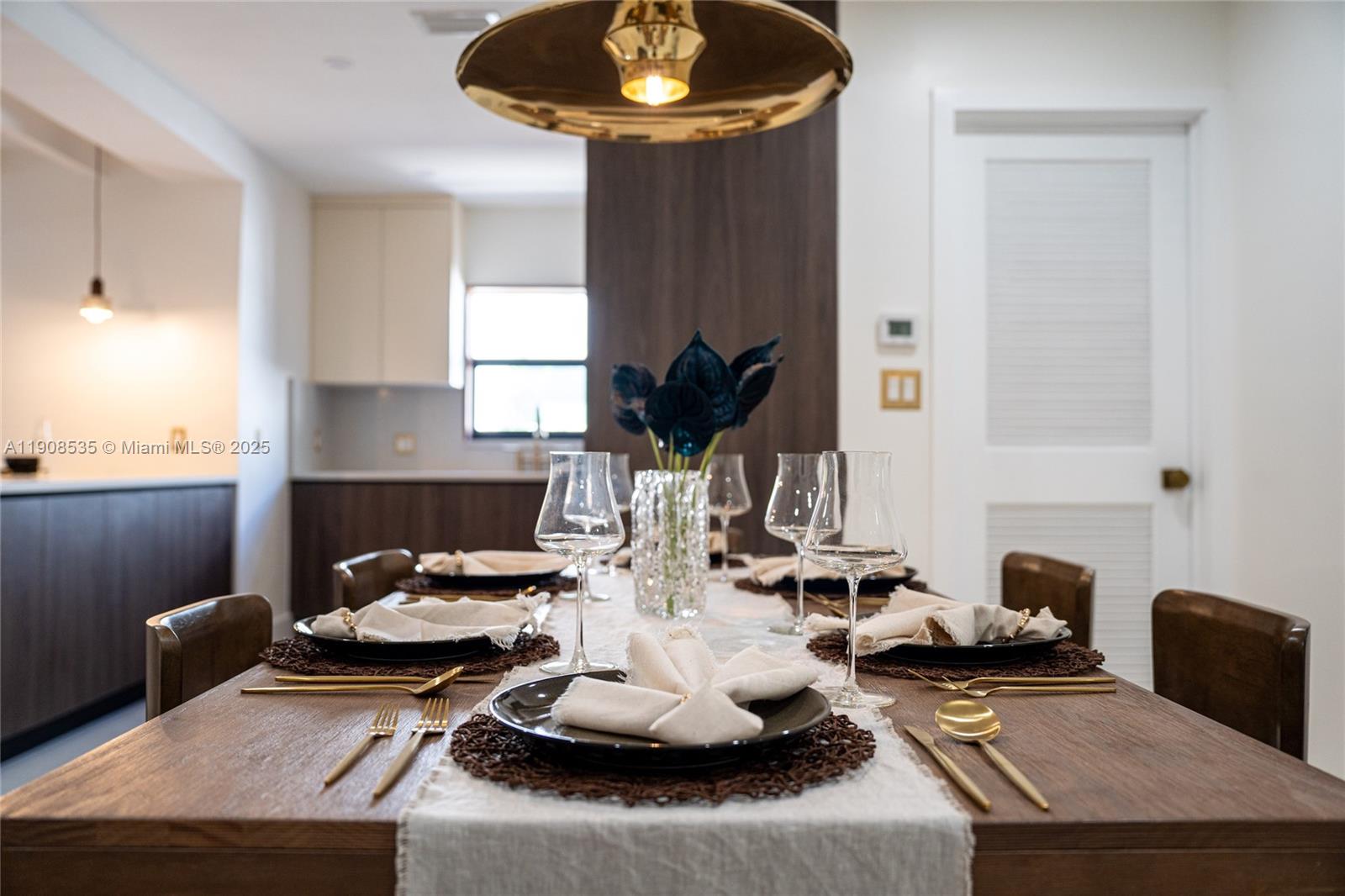 BRICKELL ESTATES - Residential