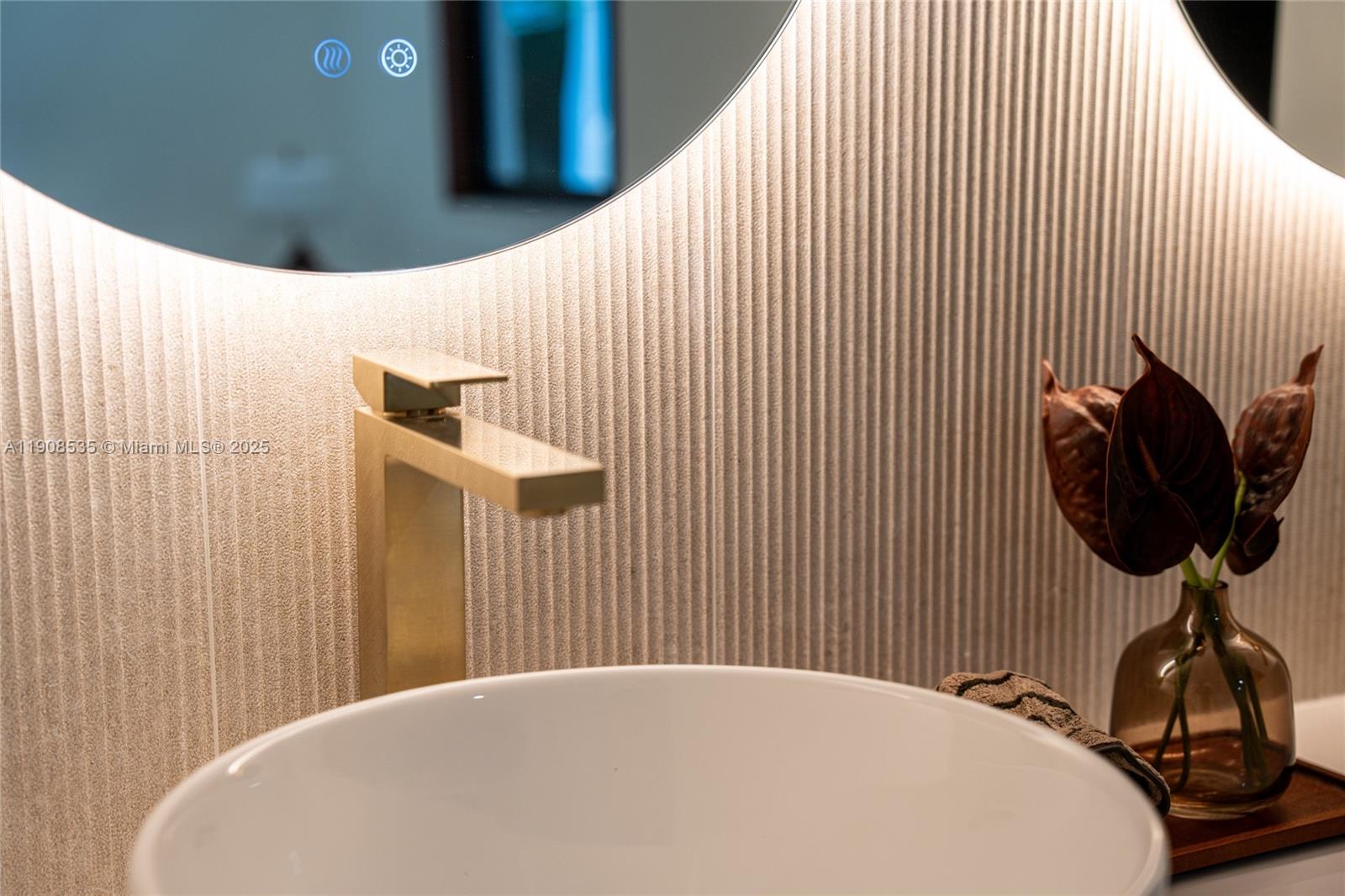 BRICKELL ESTATES - Residential