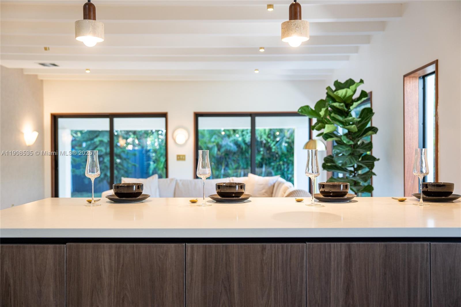 BRICKELL ESTATES - Residential