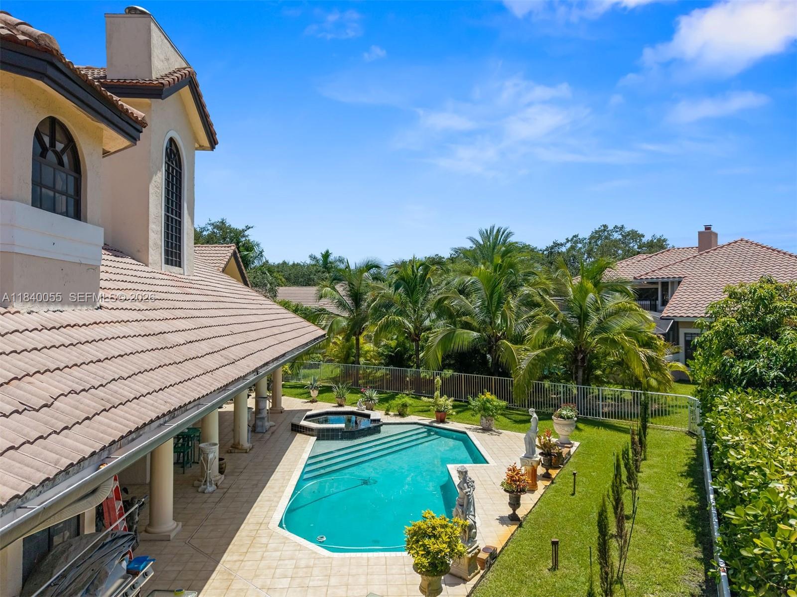 EAGLE TRACE - Residential