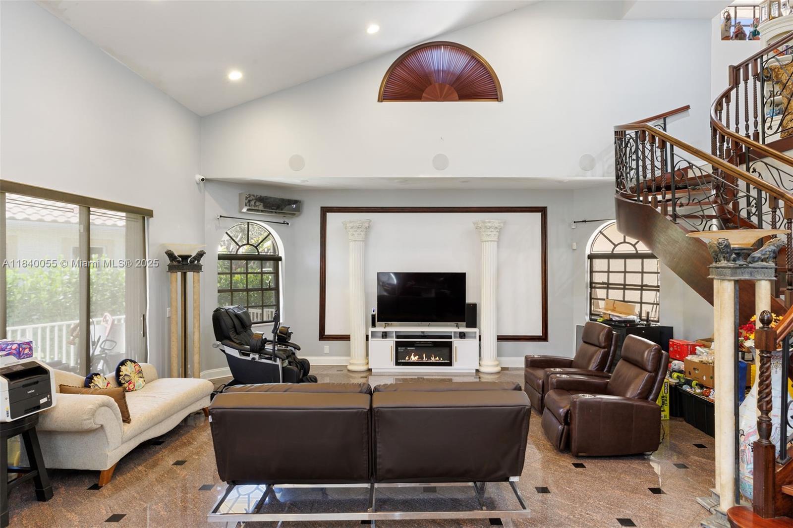 EAGLE TRACE - Residential