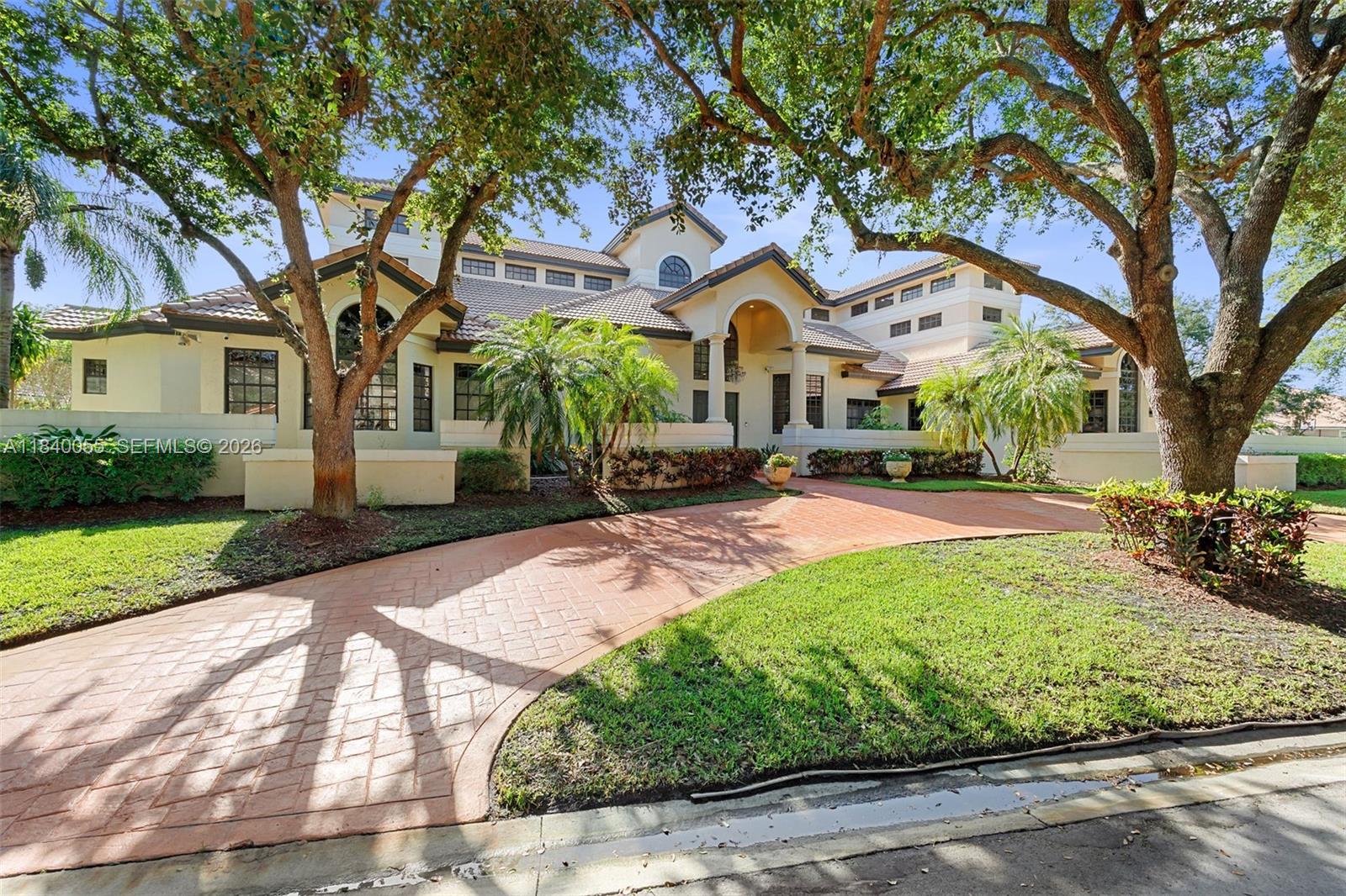 EAGLE TRACE - Residential